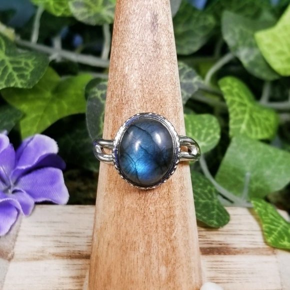 Jewelry - Flashy Labradorite Crystal Ring #6E
